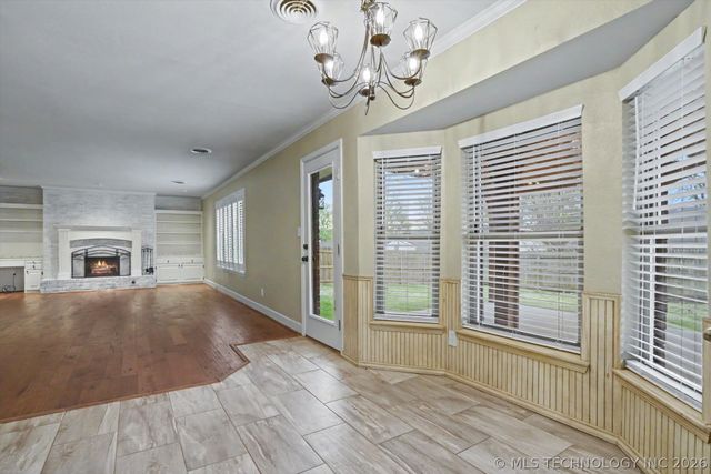 1712 Valley Road, Sapulpa, OK 74066