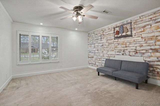 1712 Valley Road, Sapulpa, OK 74066