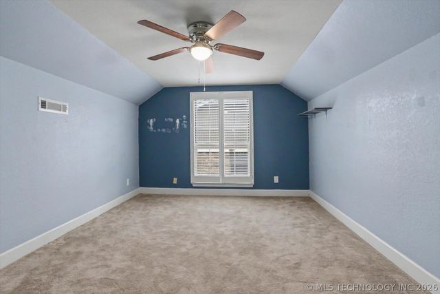 1712 Valley Road, Sapulpa, OK 74066