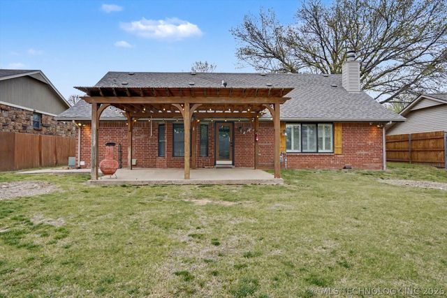 1712 Valley Road, Sapulpa, OK 74066