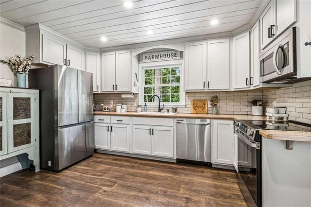 445 Christopher Drive, Gainesville, GA 30501