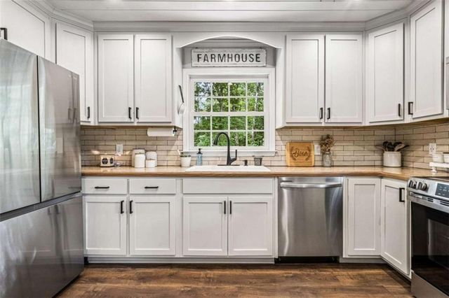 445 Christopher Drive, Gainesville, GA 30501