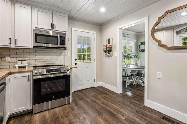 445 Christopher Drive, Gainesville, GA 30501