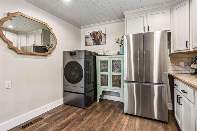 445 Christopher Drive, Gainesville, GA 30501