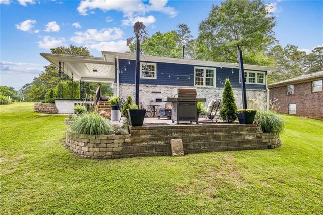 445 Christopher Drive, Gainesville, GA 30501