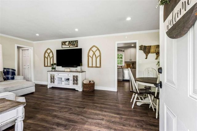 445 Christopher Drive, Gainesville, GA 30501