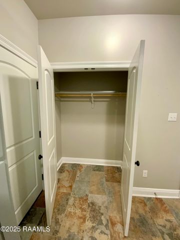 110 Terrace Oak Lane, Broussard, LA 70518