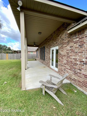 110 Terrace Oak Lane, Broussard, LA 70518