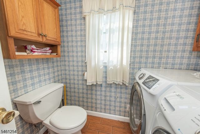 39 Fredericks St, Wanaque Boro, NJ 07465
