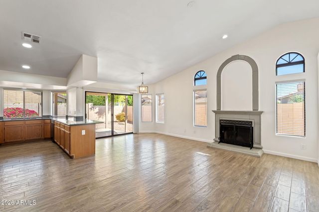 842 E STACEY Lane, Tempe, AZ 85284