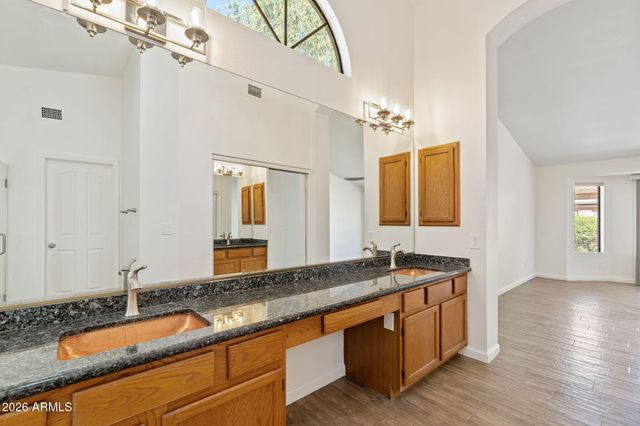 842 E STACEY Lane, Tempe, AZ 85284