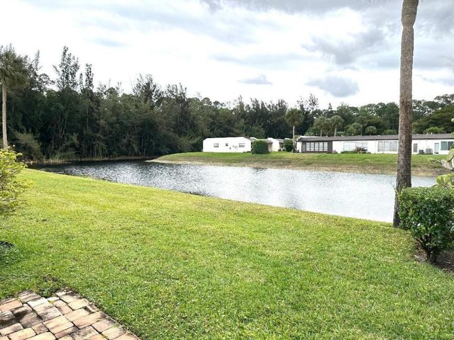 234 Lake Meryl Drive, West Palm Beach, FL 33411