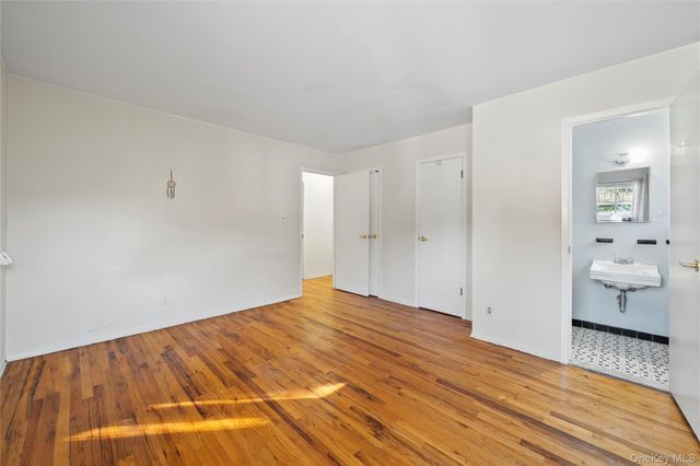 696 Bohemia Parkway, Sayville, NY 11782