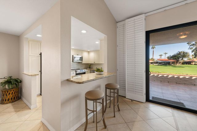 86 Sunrise Drive, Rancho Mirage, CA 92270