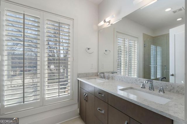 301 Canton Way, Roswell, GA 30075