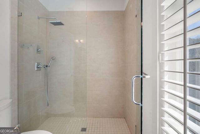 301 Canton Way, Roswell, GA 30075