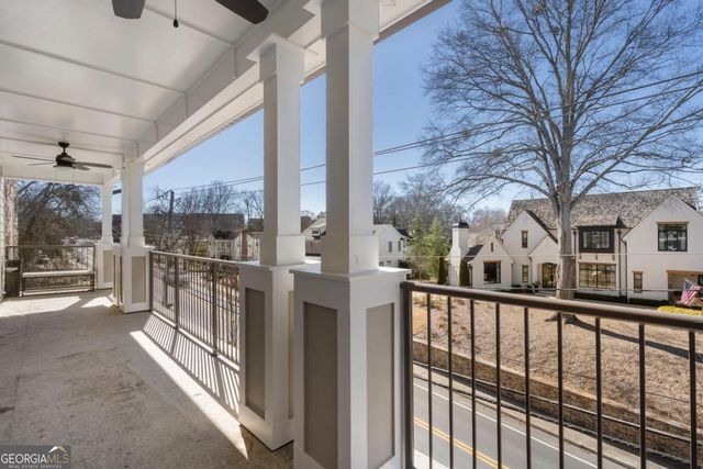 301 Canton Way, Roswell, GA 30075