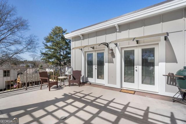 301 Canton Way, Roswell, GA 30075