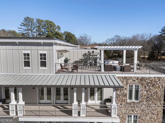 301 Canton Way, Roswell, GA 30075