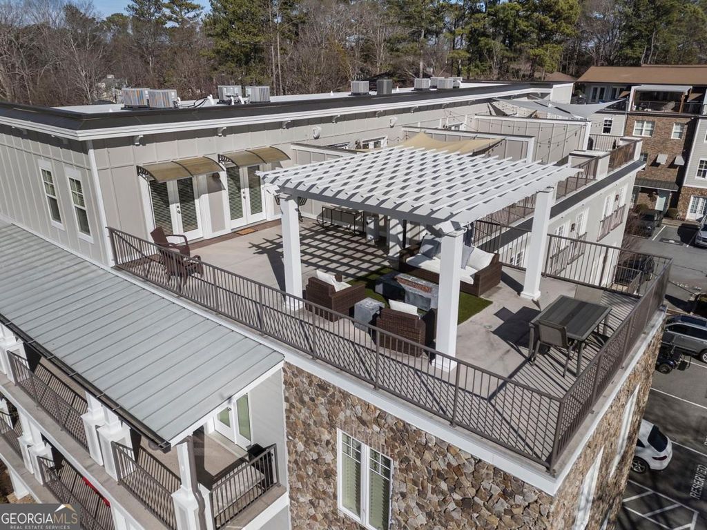 301 Canton Way, Roswell, GA 30075