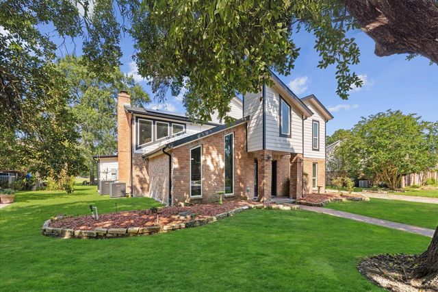 20407 Spoonwood Drive, Humble, TX 77346