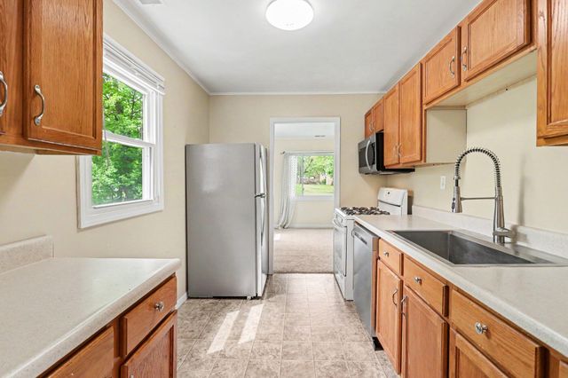 4218 Glen Street, Kalamazoo Twp, MI 49004