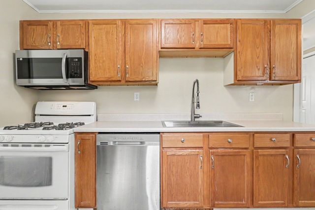 4218 Glen Street, Kalamazoo Twp, MI 49004