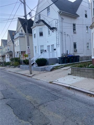 20 Violet Street, Providence, RI 02908