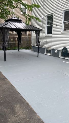 20 Violet Street, Providence, RI 02908