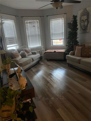 20 Violet Street, Providence, RI 02908