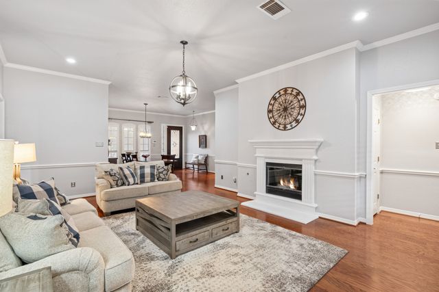 3612 Texas Trail, Hurst, TX 76054