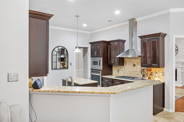 3612 Texas Trail, Hurst, TX 76054