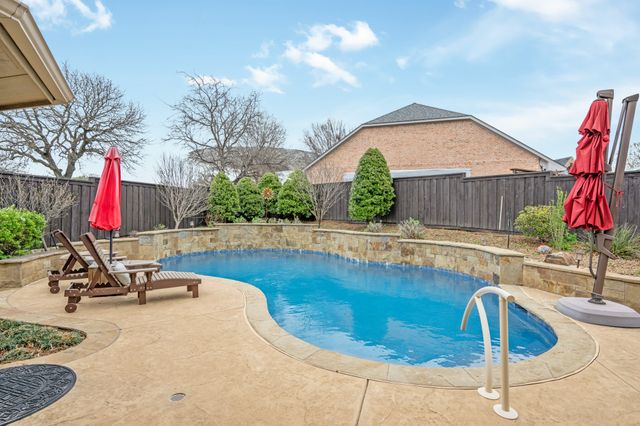 3612 Texas Trail, Hurst, TX 76054