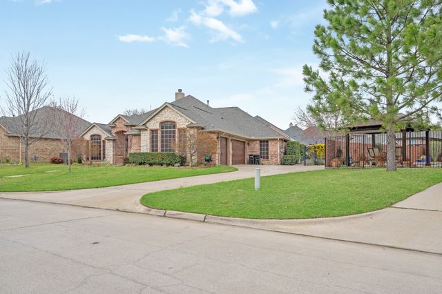 3612 Texas Trail, Hurst, TX 76054