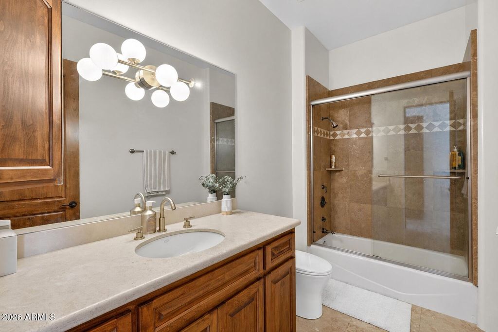 Image 34 of property listing at 6500 E FANFOL Drive, Paradise Valley, AZ 85253
