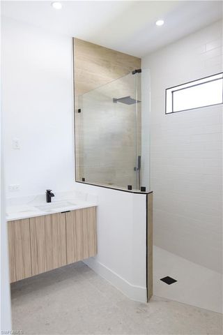 1528 NW 37th AVE, Cape Coral, FL 33993