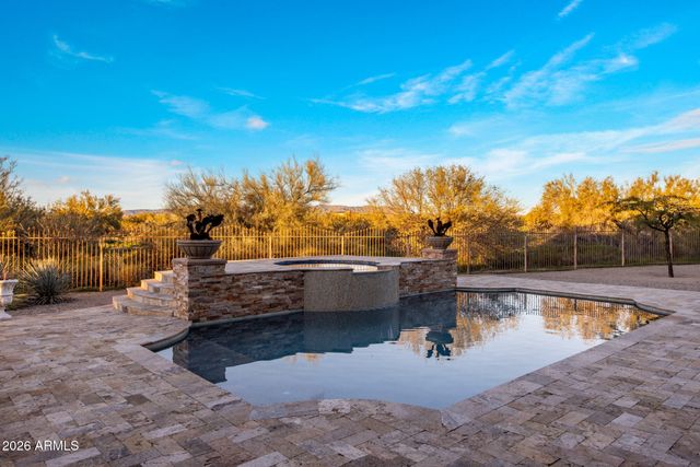 8024 E LONE MOUNTAIN Road, Scottsdale, AZ 85266