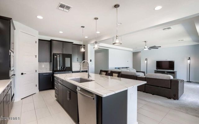18612 W BUTLER Drive, Waddell, AZ 85355