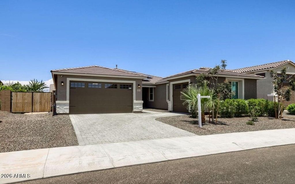18612 W BUTLER Drive, Waddell, AZ 85355 — photo 2