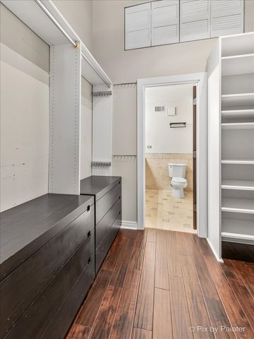 360 W Illinois Street 607, Chicago, IL 60654