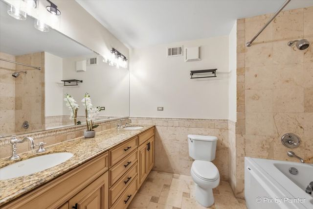 360 W Illinois Street 607, Chicago, IL 60654