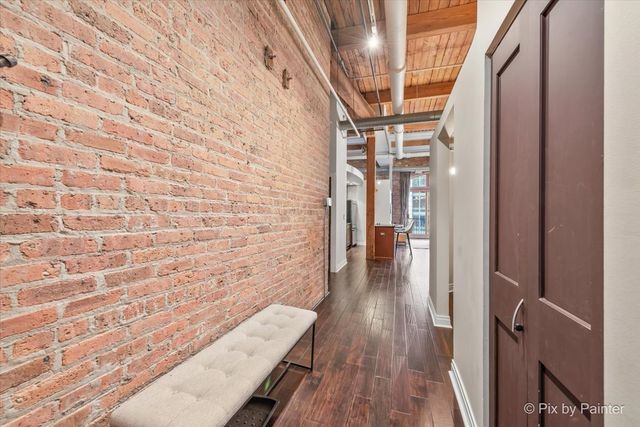 360 W Illinois Street 607, Chicago, IL 60654