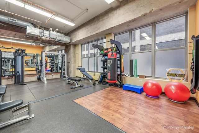 360 W Illinois Street 607, Chicago, IL 60654