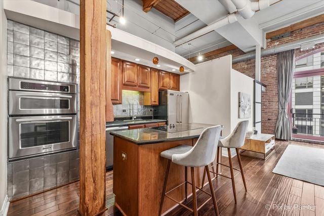 360 W Illinois Street 607, Chicago, IL 60654