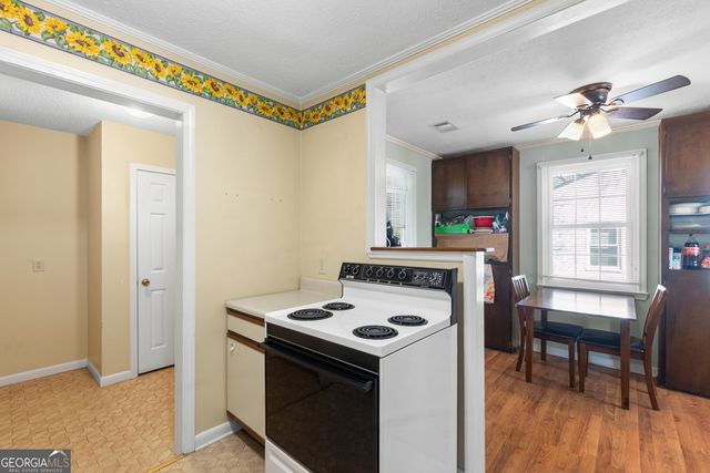 208 Southview Avenue, Warner Robins, GA 31088