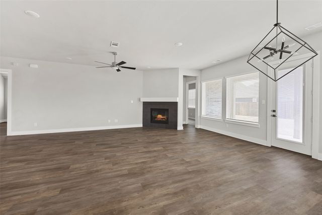 4121 Silver Spur Court, Aubrey, TX 76227