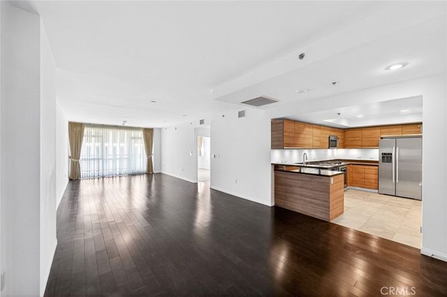 3785 Wilshire Boulevard 1006, Los Angeles, CA 90010