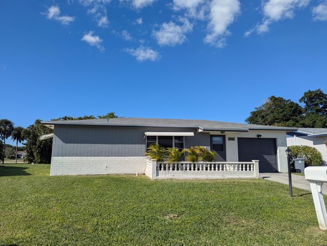 14243 El Clavel Way, Delray Beach, FL 33484