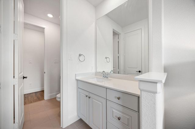 1021 Lakemont Bend Lane, Pinehurst, TX 77362