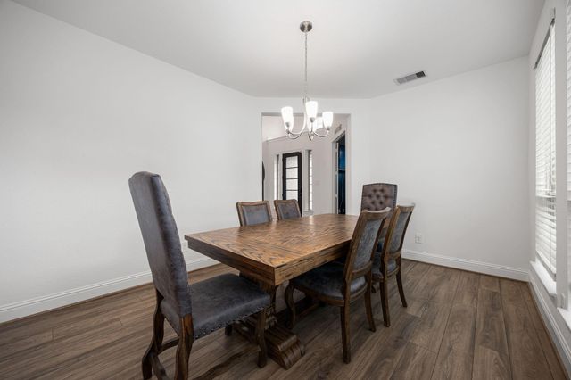 1021 Lakemont Bend Lane, Pinehurst, TX 77362